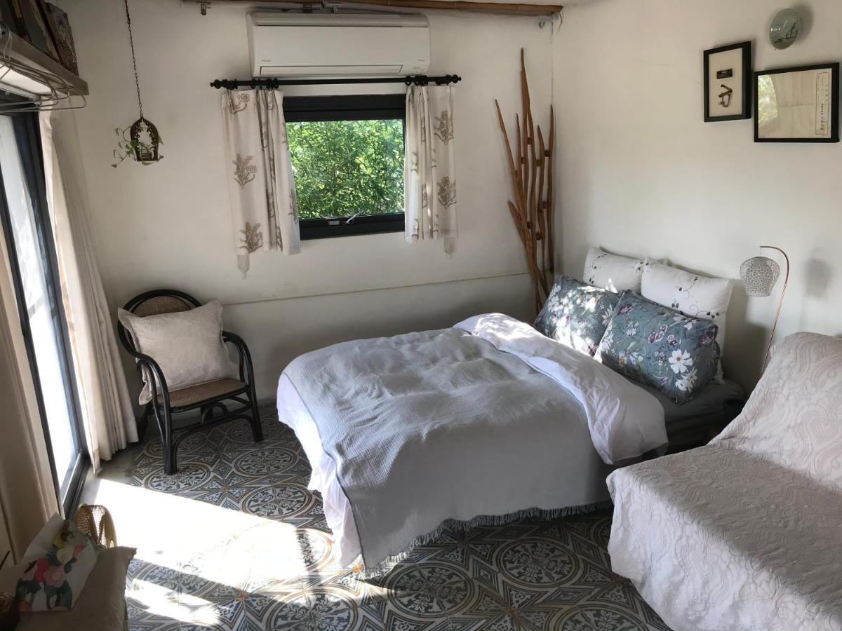 香蕉與黑膠 Yellow And Black Guest House Mei-nung Екстер'єр фото